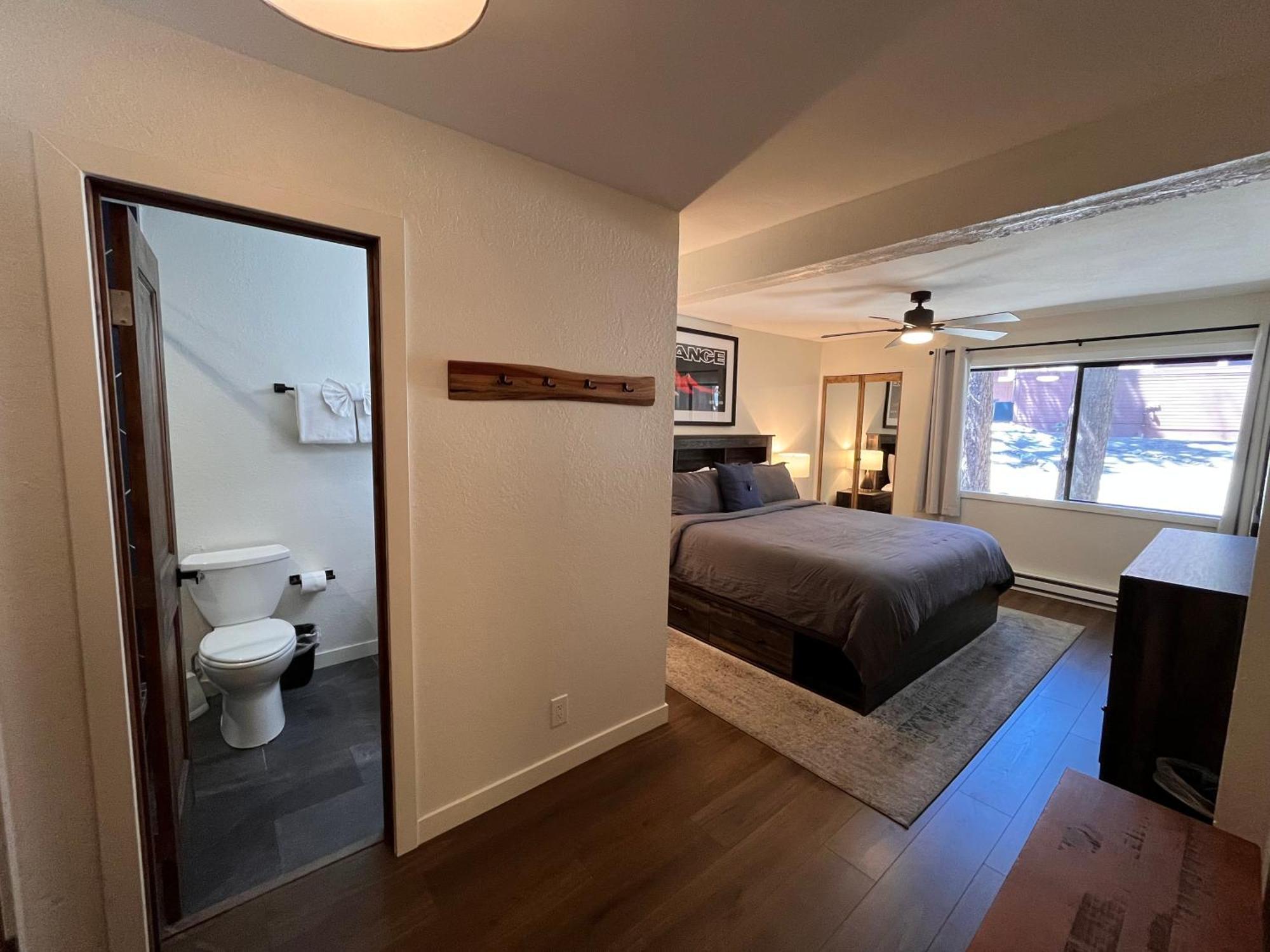 Tastefully Remodeled Condo At Mammoth Ski & Racquet Club, Hot Tub, Garage, 10 Min Walk To Ski Lifts Mammoth Lakes Extérieur photo
