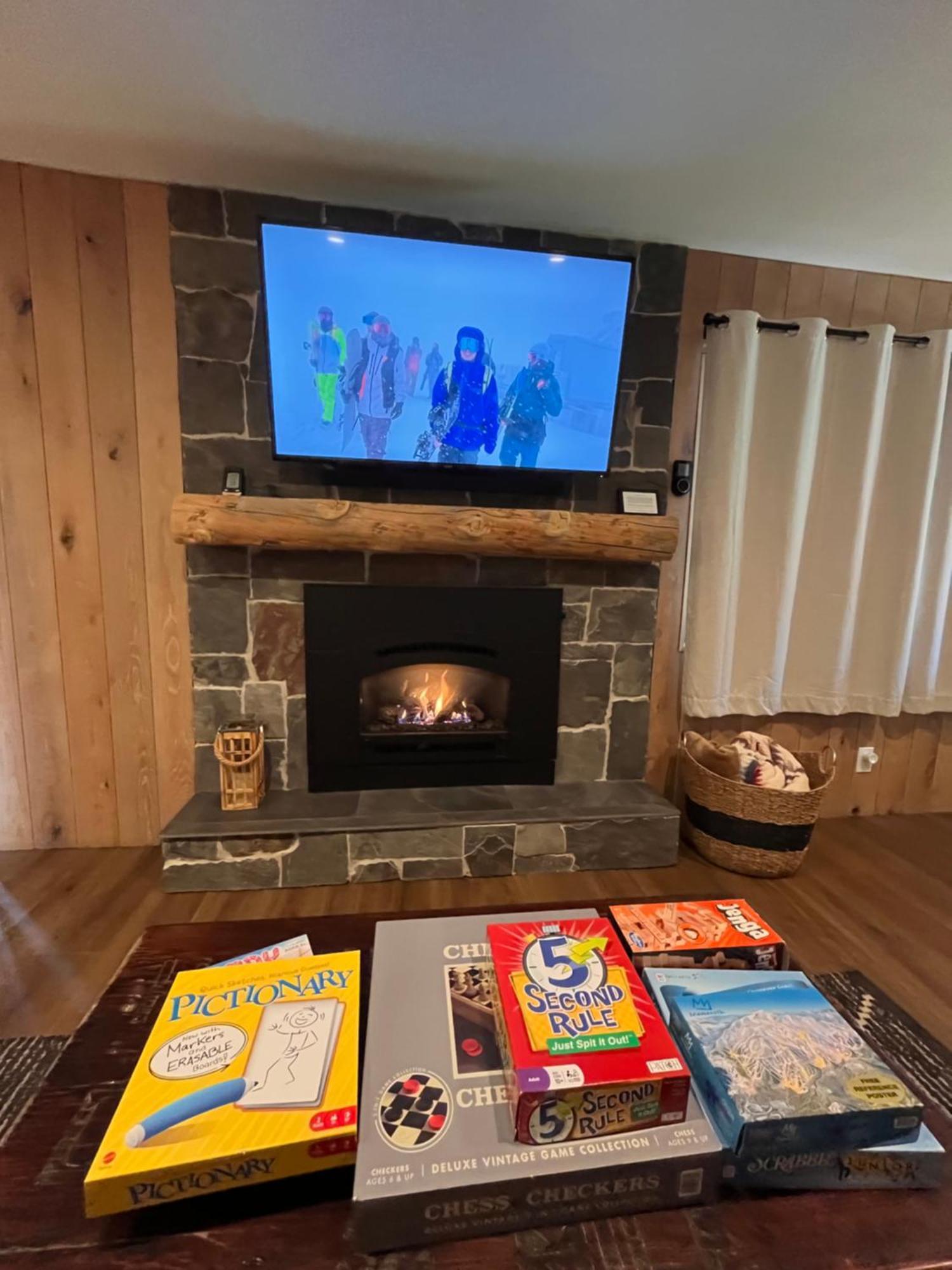Tastefully Remodeled Condo At Mammoth Ski & Racquet Club, Hot Tub, Garage, 10 Min Walk To Ski Lifts Mammoth Lakes Extérieur photo