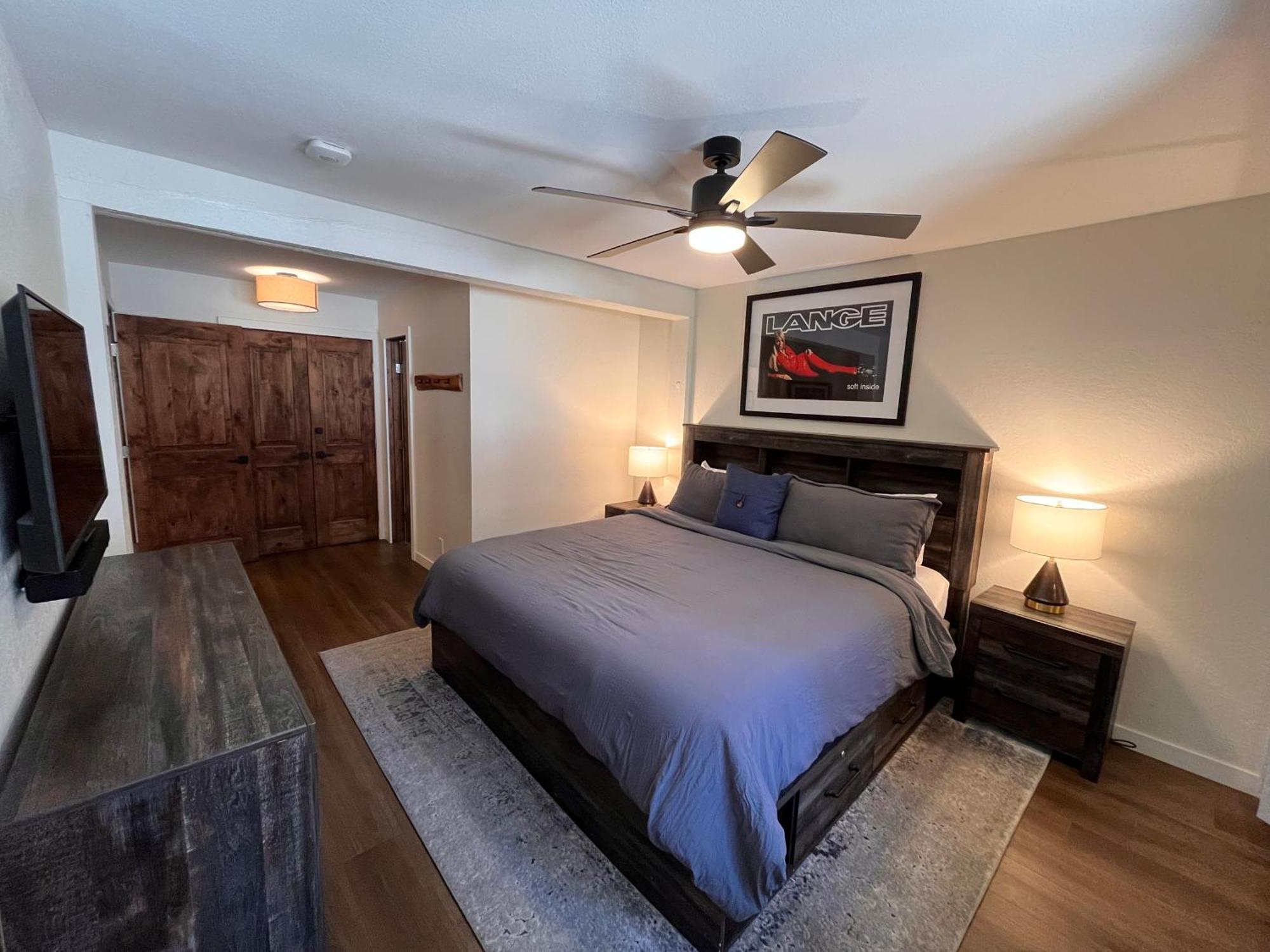 Tastefully Remodeled Condo At Mammoth Ski & Racquet Club, Hot Tub, Garage, 10 Min Walk To Ski Lifts Mammoth Lakes Extérieur photo
