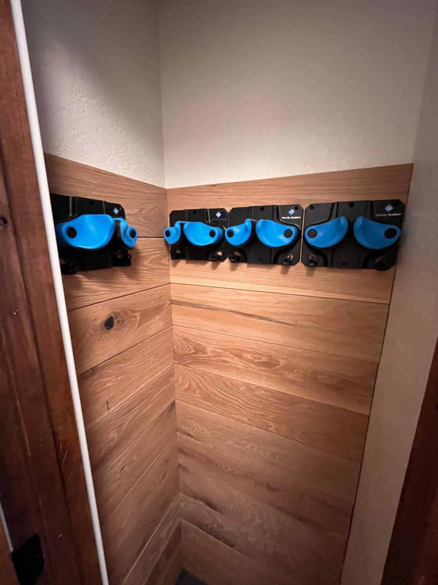 Tastefully Remodeled Condo At Mammoth Ski & Racquet Club, Hot Tub, Garage, 10 Min Walk To Ski Lifts Mammoth Lakes Extérieur photo
