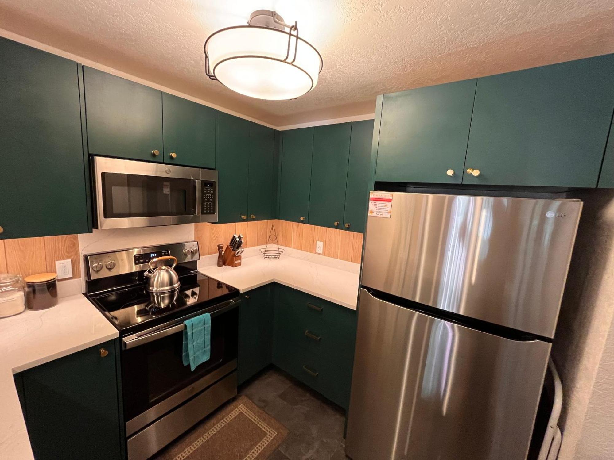 Tastefully Remodeled Condo At Mammoth Ski & Racquet Club, Hot Tub, Garage, 10 Min Walk To Ski Lifts Mammoth Lakes Extérieur photo
